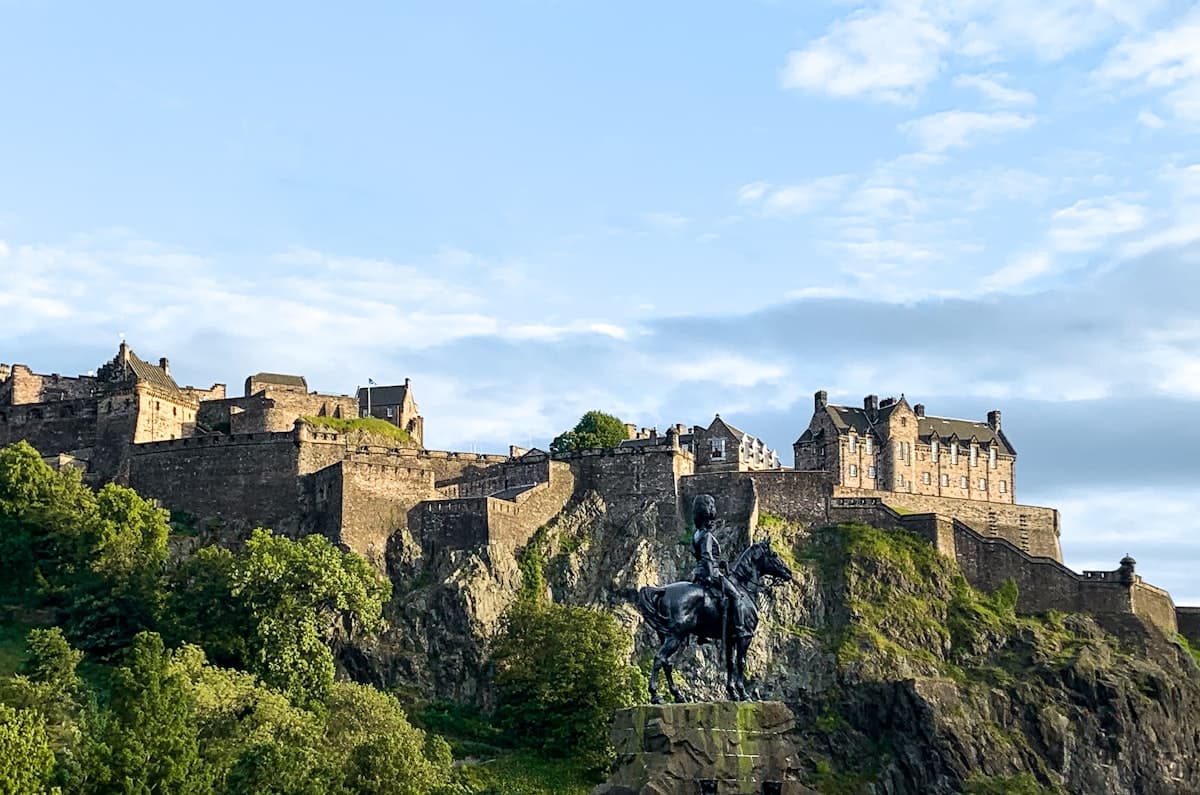 Edinburgh, United Kingdom (Scotland) — is it worth visiting?