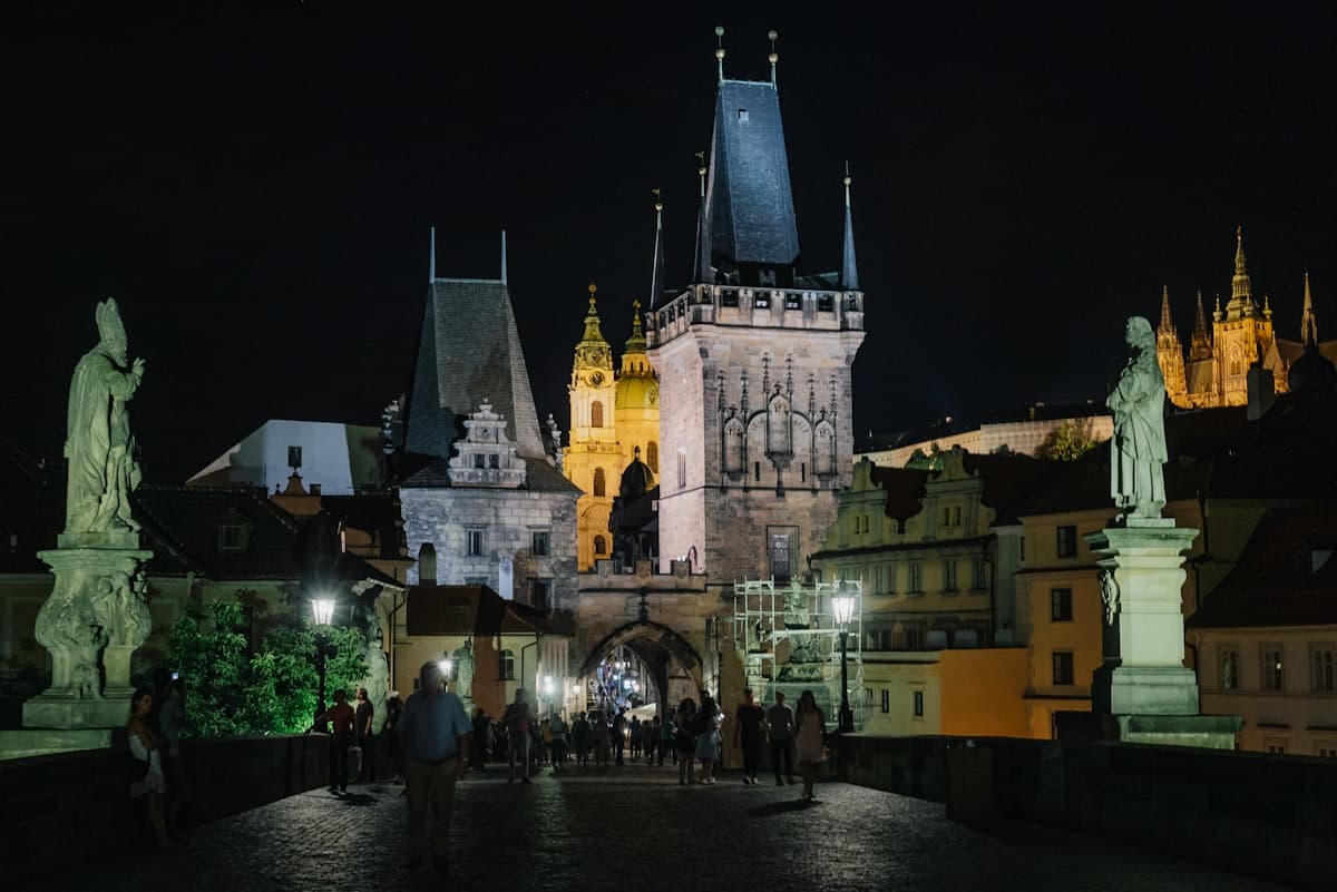 Prague at night — nightlife and evening activities guide