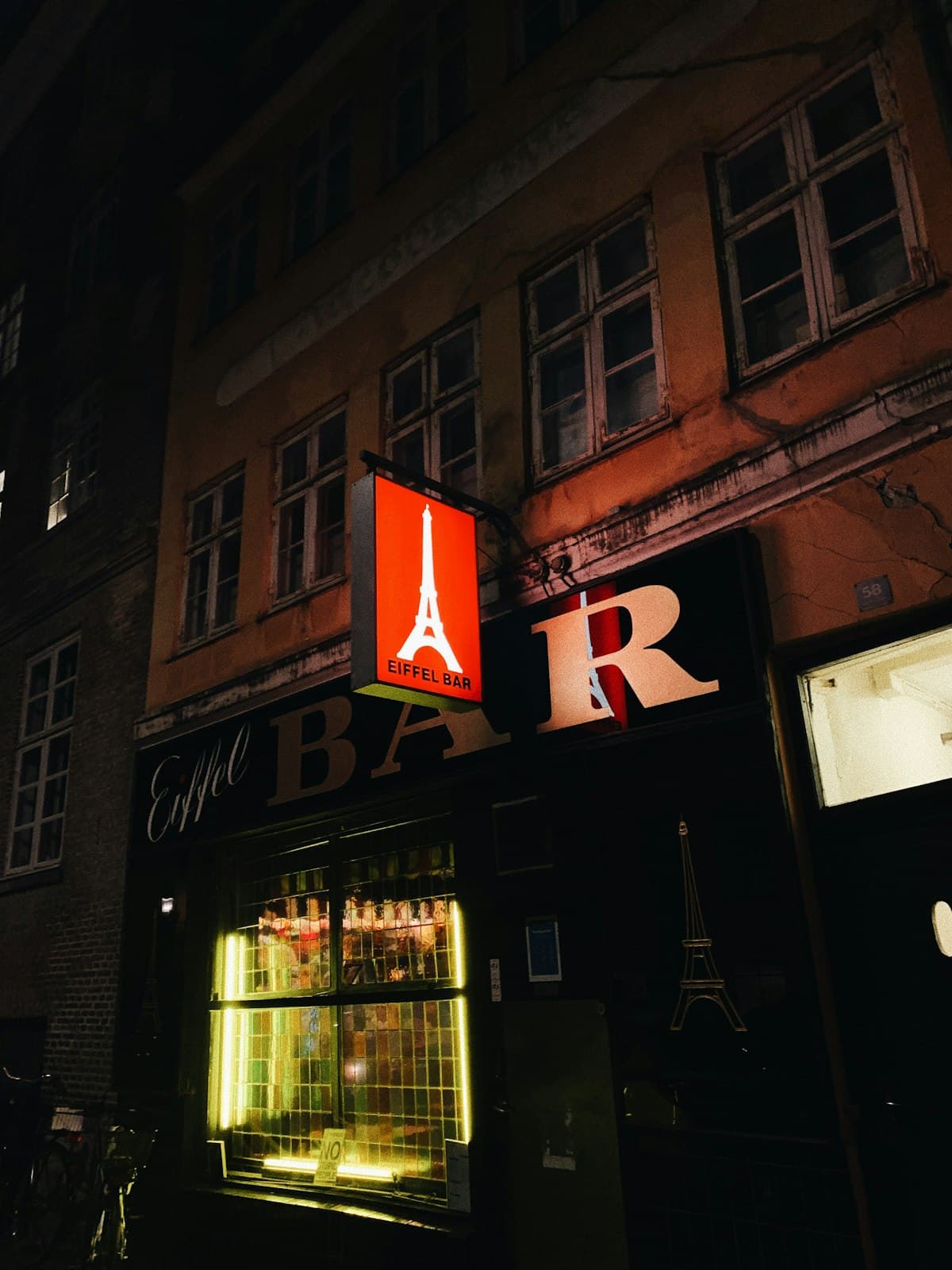 Copenhagen at night — nightlife and evening activities guide
