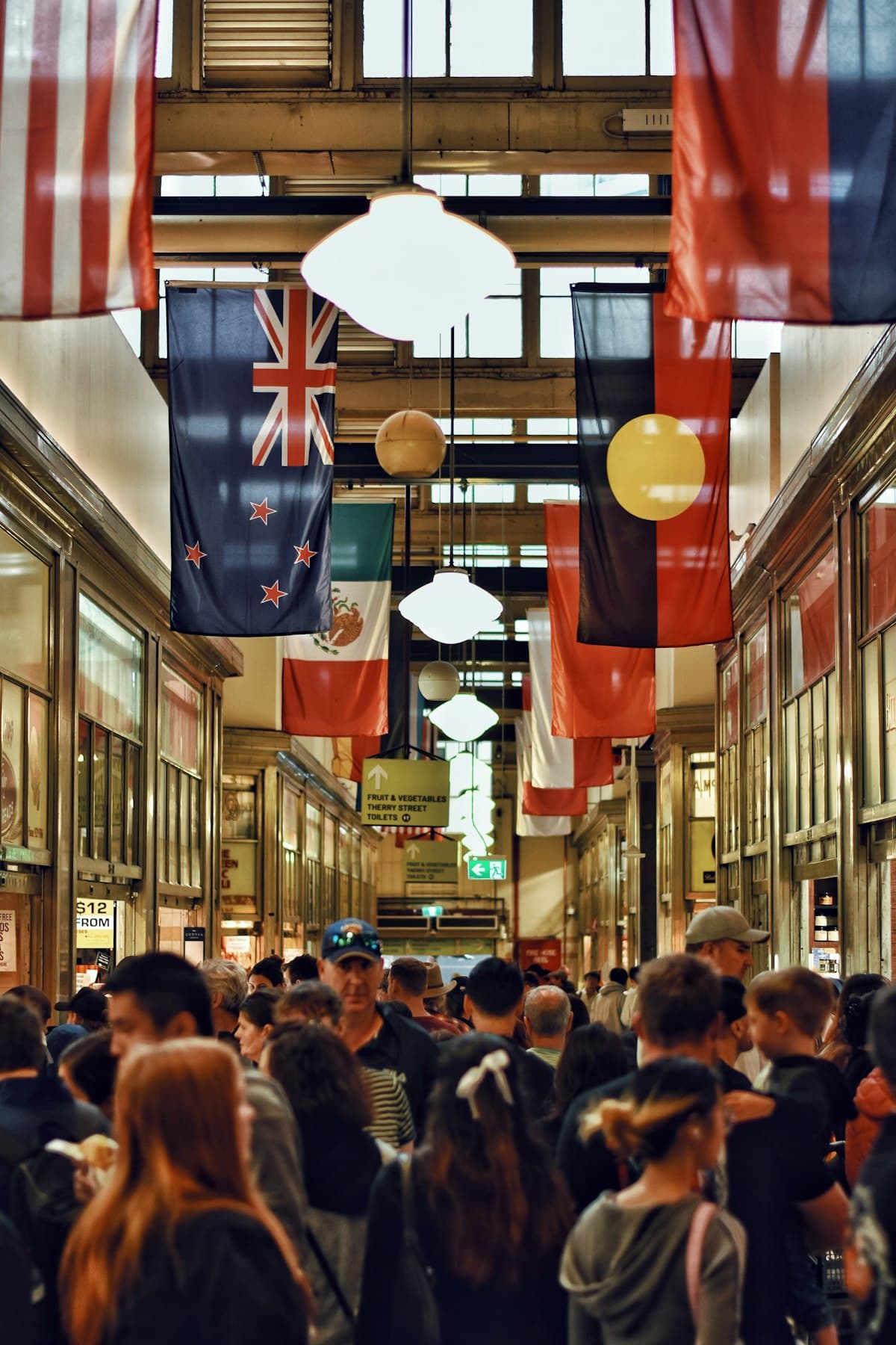 Bustling market in Melbourne, Australia — shopping guide