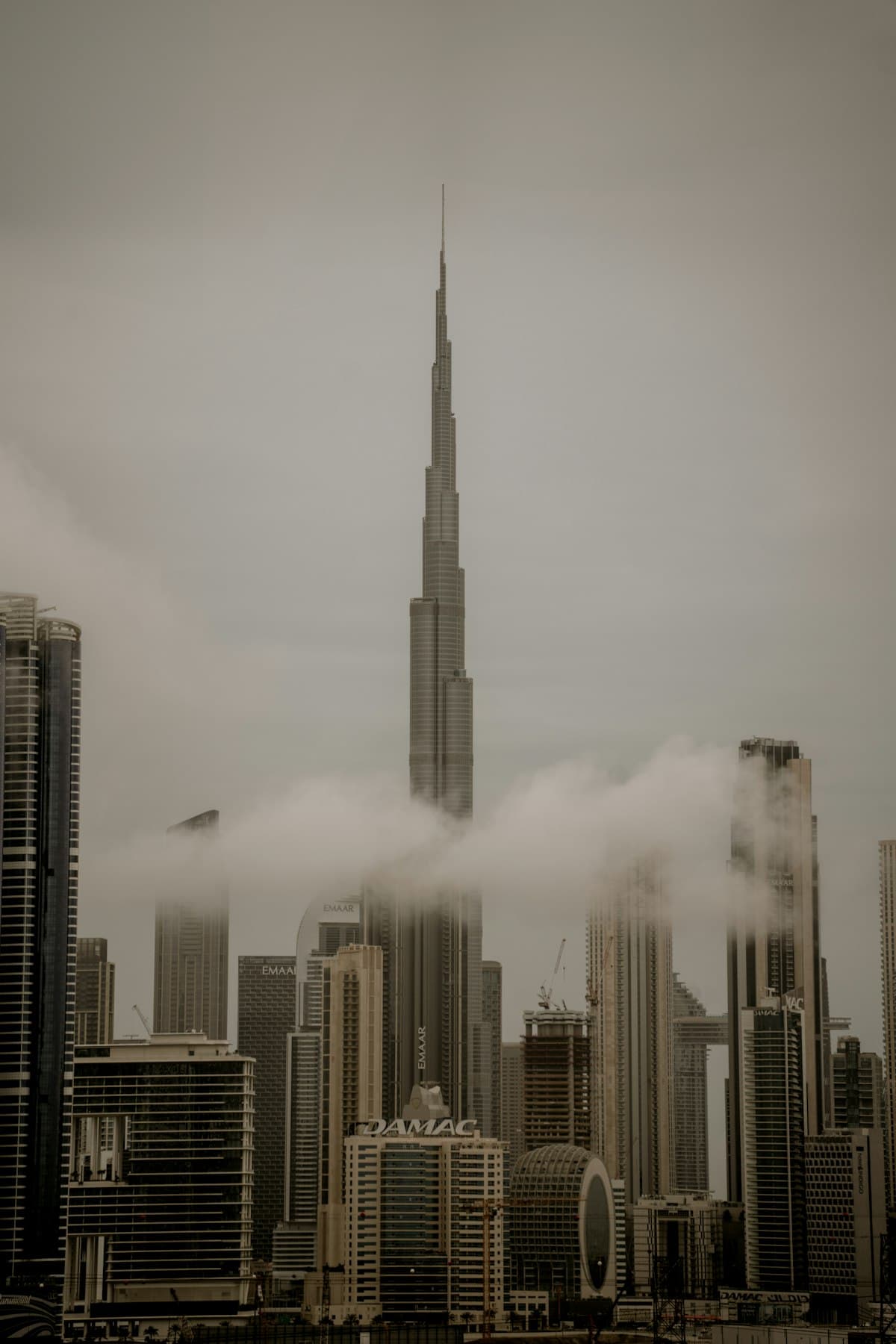 Dubai, United Arab Emirates seasonal weather — month by month guide