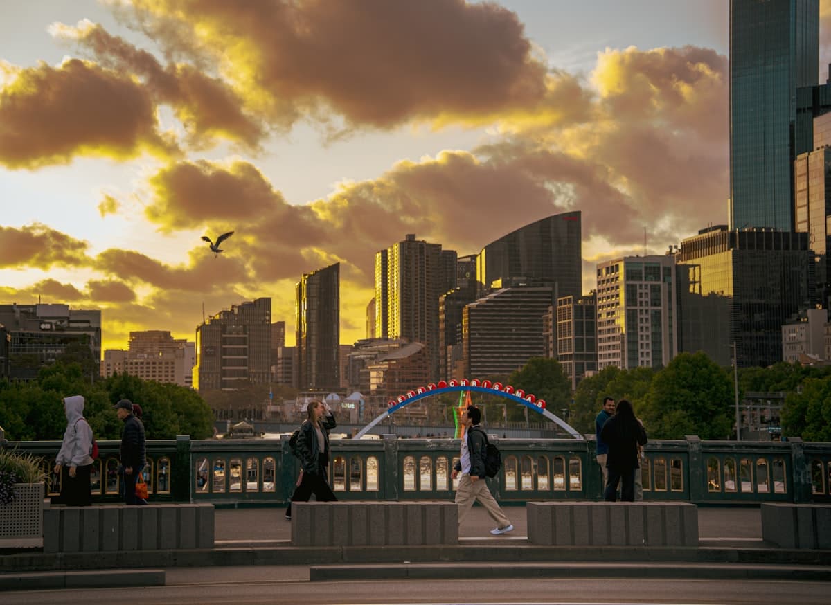 Romantic sunset scene in Melbourne, Australia — honeymoon guide